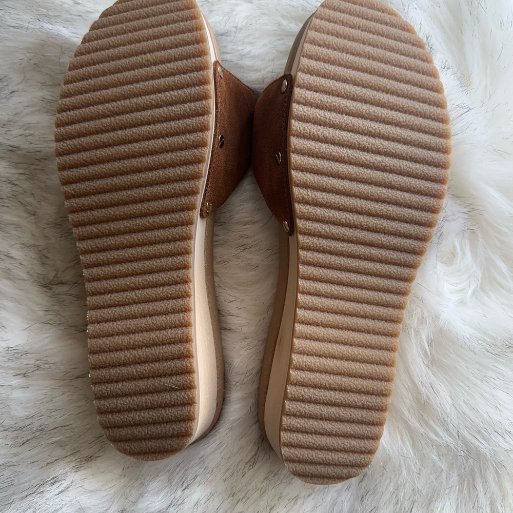 Dr. Scholl's Tan Suede Buckle Sandals - Picture 13 of 14